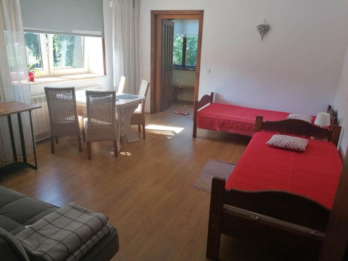 Siedlisko Zakucie Bed & Breakfast Jasliska Exterior photo